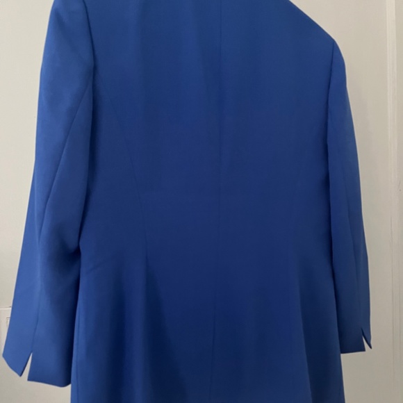 Light Jacket - Picture 2 of 5